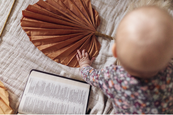 Nomes Bíblicos Masculinos: 100 Opções com Significados para Escolher o Nome do Seu Filho